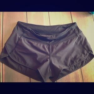 Lululemon Shorts size 6